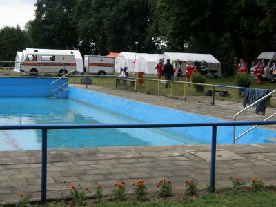 Foto des Albums: Kreiswettbewerb der Wasserwachten des DRK Kreisverbandes Spreewald-Fläming e.V. im Schwimmbad Dahme (14.06.2008)