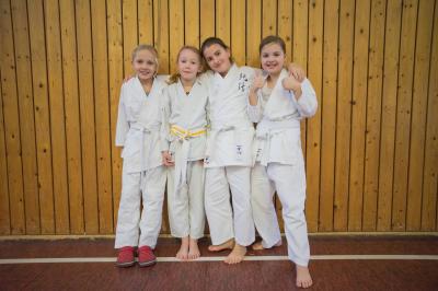 Elisa, Johanna, Ecrin und Lara 