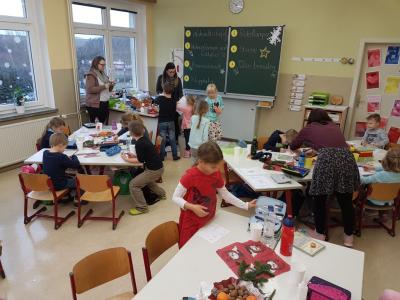 Foto des Albums: Weihnachtsprojekt Bildungshaus - 1. und 2. Klasse
