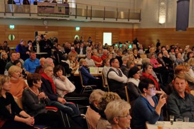 Fast 300 G&auml;ste f&uuml;llten die Stadthalle in Ludwigslust 