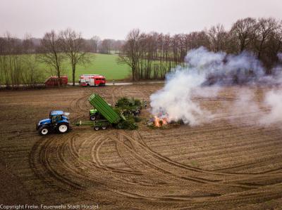 Foto des Albums: Tannenbaumaktion der Jugendfeuerwehr