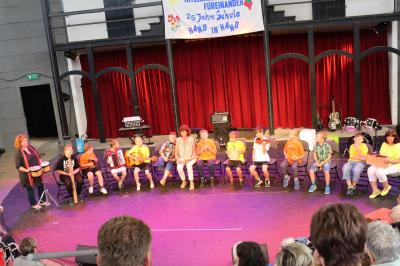 Foto des Albums: 25 Jahre Hand in Hand Schule