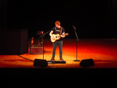 Foto des Albums: THE ED SHEERAN EXPERIENCE WORLD TOUR- THE ULTIMATE IMPERSONATOR