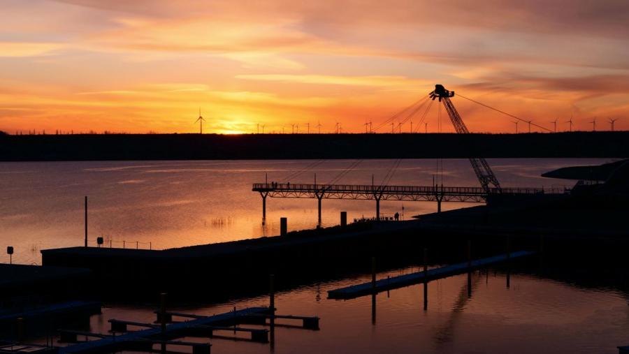 Bild: 20.01. Sonnenuntergang an der Seebrücke - 2019 I Paulick