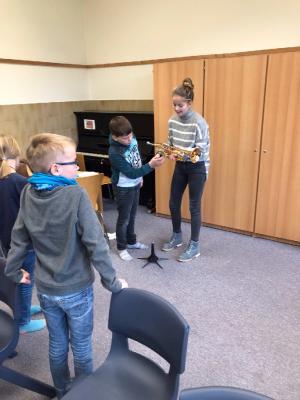 Foto des Albums: Besuch der "Bläserklasse" des AEG