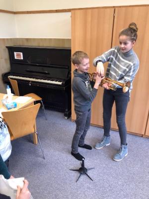 Foto des Albums: Besuch der "Bläserklasse" des AEG