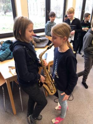 Foto des Albums: Besuch der "Bläserklasse" des AEG