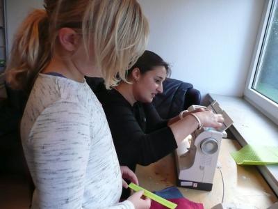Foto des Albums: Aktionstag mit Tanja: Nähen mit der Nähmaschine