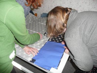 Foto des Albums: Aktionstag mit Tanja: Nähen mit der Nähmaschine