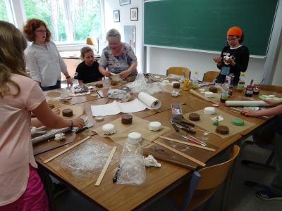 Foto des Albums: Aktionstag mit Helga: Backen für Muttertag