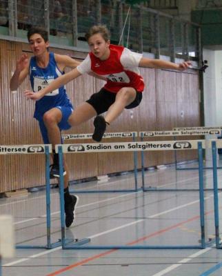 Milian Zirbus  (Bild vergr&ouml;&szlig;ern)