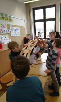 Foto des Albums: "Brückenbau" im Sachunterricht, Klasse 4b