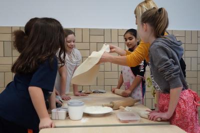 Foto des Albums: Pizza backen Klasse 4c