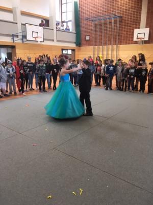 Foto des Albums: Kinderfasching_2019