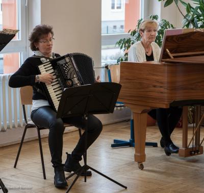 Foto des Albums: Erwachsenenkonzert mit starken Ensembles