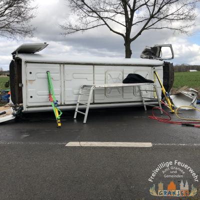 Foto des Albums: Einsatz 560-H-VU Klemm-Großmutz OV Hoppenrade