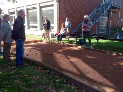 Petanque 4  (Bild vergr&ouml;&szlig;ern)