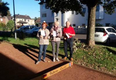 Petanque 1  (Bild vergr&ouml;&szlig;ern)
