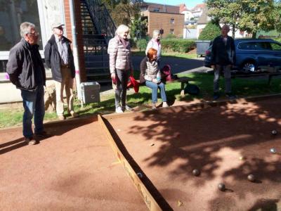 Petanque 2  (Bild vergr&ouml;&szlig;ern)