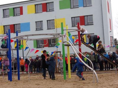 Foto des Albums: Unser neues Klettergerüst