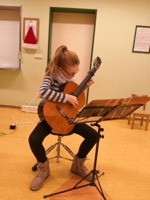 Foto des Albums: Gitarrenklasse von Ingrid Walter spielt auf - Vorspiel II