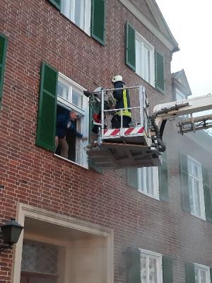 Foto des Albums: Brand im Meyenburger Amtsgebäude (11.​04.​2019)