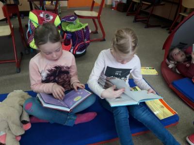 Foto des Albums: Lesewoche in der Grundschule Altkirchen Klasse 1-4