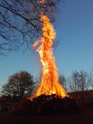 Foto des Albums: Osterfeuer 2019