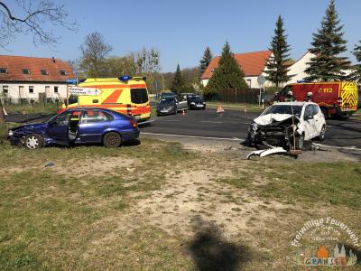 Foto des Albums: Einsatz 734-H-VU mit P-Schönermark, Dorfstr. Kreuzung Sonnenberg