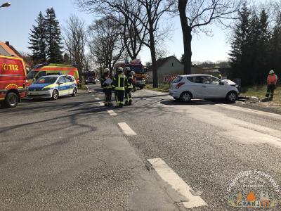 Foto des Albums: Einsatz 734-H-VU mit P-Schönermark, Dorfstr. Kreuzung Sonnenberg