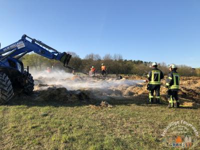 Foto des Albums: Einsatz 753-B-Fläche-Gransee, Meseberger Weg RTH Landeplatz