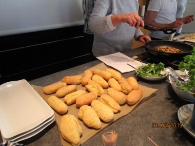 Karotten-Kr&auml;uterbr&ouml;tchen gab es auch und schmeckten ebenso gut.  (Bild vergr&ouml;&szlig;ern)