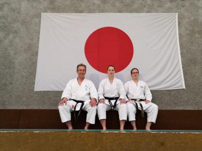 vor der japanischen Flagge 