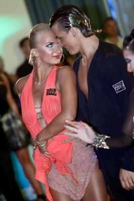 Tanzpaar Nikita Kuzmin und Nicole Wirt  (Bild vergr&ouml;&szlig;ern)