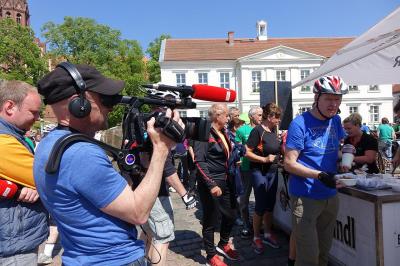 Der RBB war immer mit der Kamera dabei. Foto: Matthias Anke/MAZ  (Bild vergr&ouml;&szlig;ern)