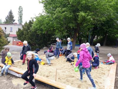 Foto des Albums: Neugestaltung Schulhof (Sandkasten)