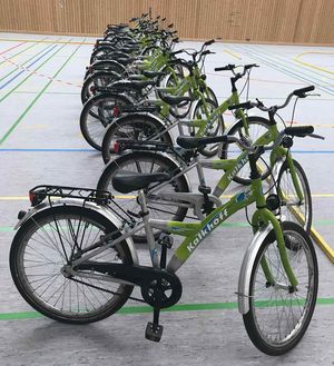 Alle Fahrrad&auml;der stehen bereit, es kann losgehen.  (Bild vergr&ouml;&szlig;ern)