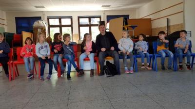 Foto des Albums: Besuch von Pastor Klein
