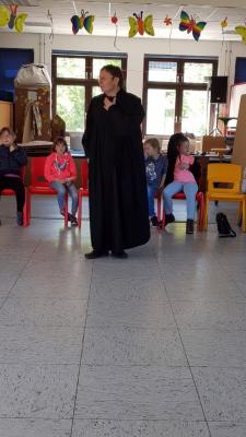 Foto des Albums: Besuch von Pastor Klein