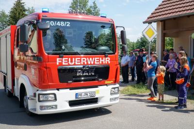 Foto des Albums: Neues Tragkraftspritzenfahrzeug für Beveringen