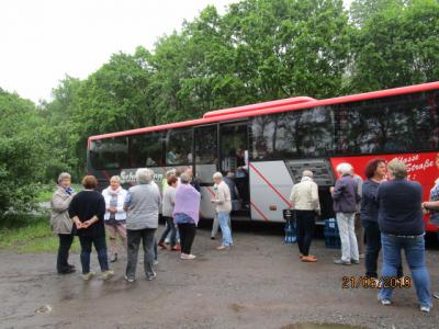 Fahrt zur Modenschau nach L&uuml;bbecke und anschliessend zum Spargelessen, dann weiter zu Melitta nach Minden  (Bild vergr&ouml;&szlig;ern)