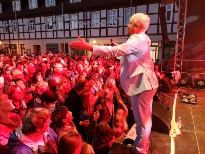 Entertainer mit ganz viel Charme: Ross kam, sah und siegte. Foto: Beate Vogel  (Bild vergr&ouml;&szlig;ern)