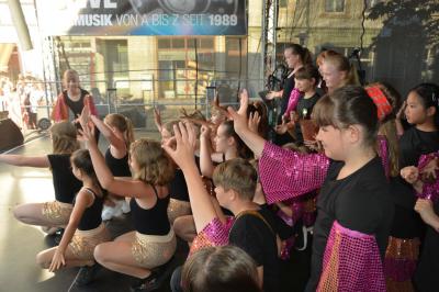Programm der Tanzschule   (Bild vergr&ouml;&szlig;ern)
