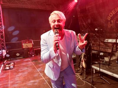 Entertainer mit ganz viel Charme: Ross kam, sah und siegte. Foto: Beate Vogel  (Bild vergr&ouml;&szlig;ern)