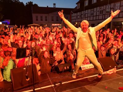 Entertainer mit ganz viel Charme: Ross kam, sah und siegte. Foto: Beate Vogel  (Bild vergr&ouml;&szlig;ern)