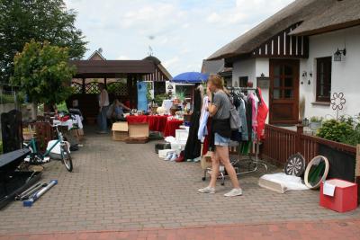 Foto des Albums: 2. Seesteraner Jedermann-Dorfflohmarkt (16.06.2019)