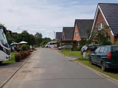 Foto des Albums: 2. FliK (Flohmarkt in Kiebitzreihe)