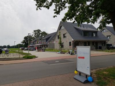 Foto des Albums: 2. FliK (Flohmarkt in Kiebitzreihe)