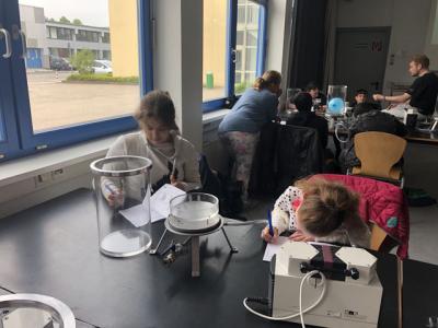 Foto des Albums: Physik begreifen! Besuch der 5. Klassen im DESY