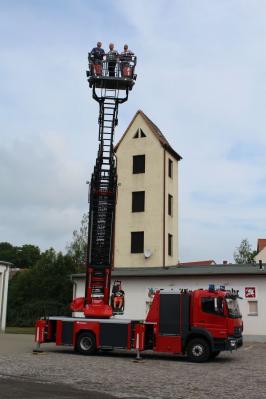 Foto des Albums: Die neue Drehleiter unserer FF Stadt Gerbstedt